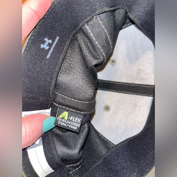 Under Armour youth ball cap - Picture 4 of 12